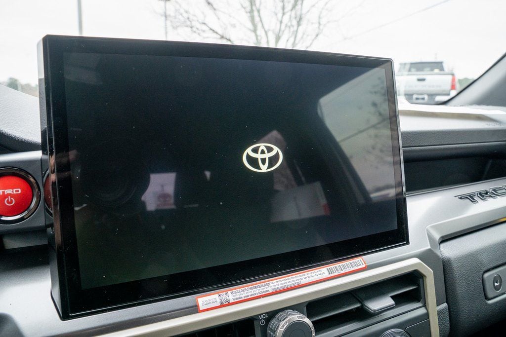 2026 Toyota Tacoma TRD Off Road - Photo 12