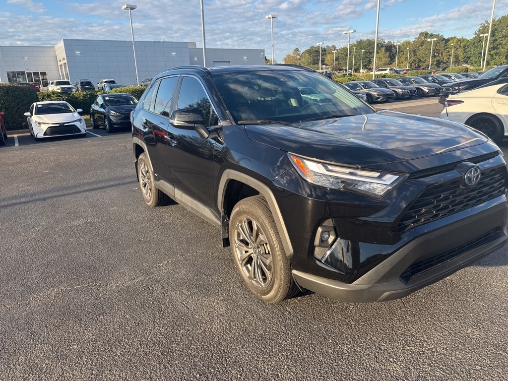 2022 Toyota RAV4 Hybrid SUV 