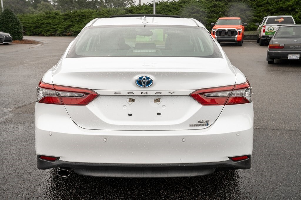 2023 Toyota Camry Hybrid XLE photo 2