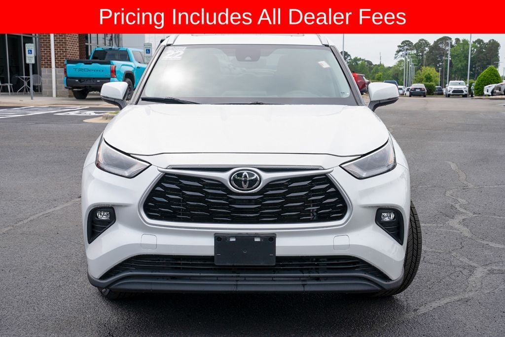 Used 2022 Toyota Highlander XLE SUV