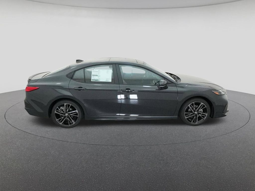 2026 Toyota Camry XSE - Photo 11