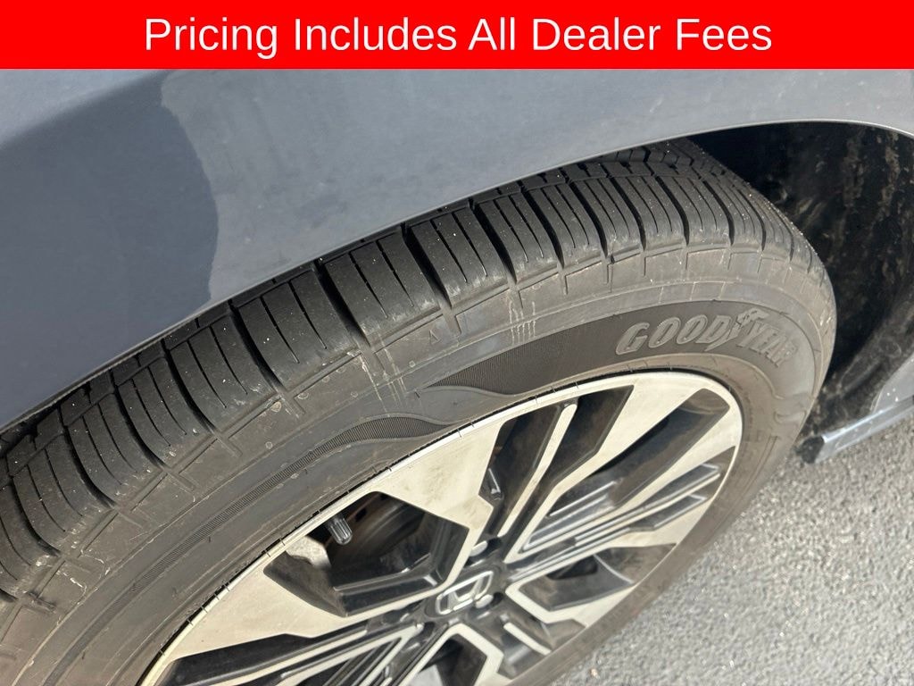 Used 2025 Honda Odyssey Elite Van