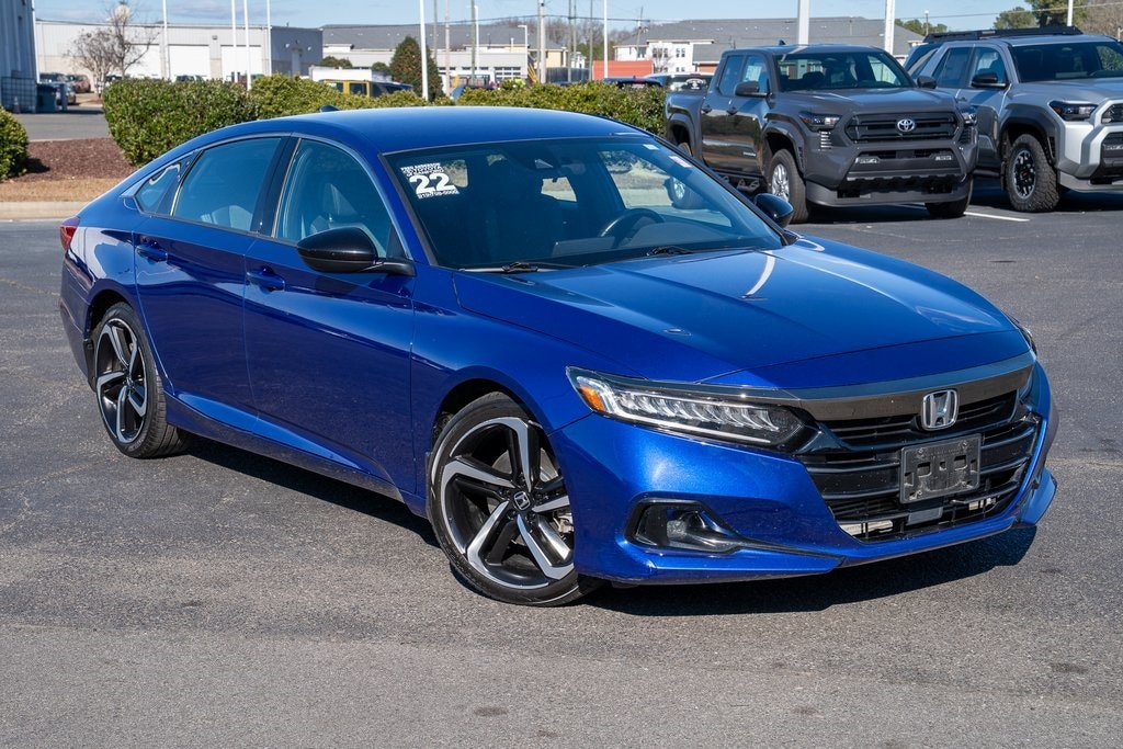 2022 Honda Accord Sport's photo