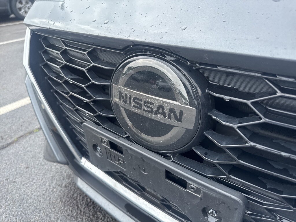 2023 Nissan Sentra SV photo 4