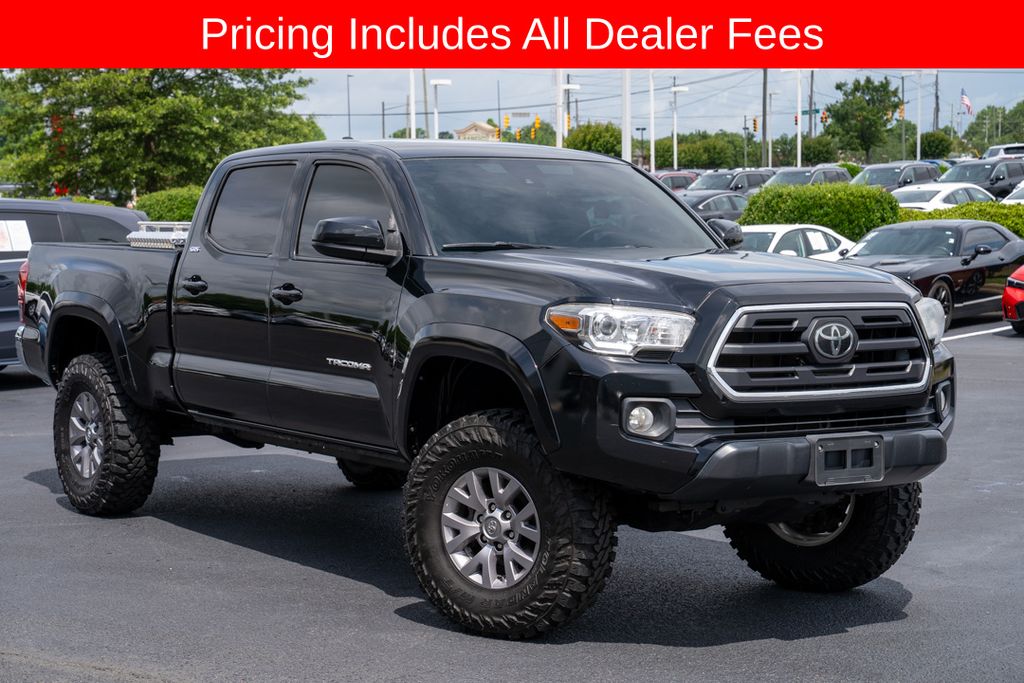 2019 Toyota Tacoma SR5 Double Cab 4WD V6 Auto LB's photo