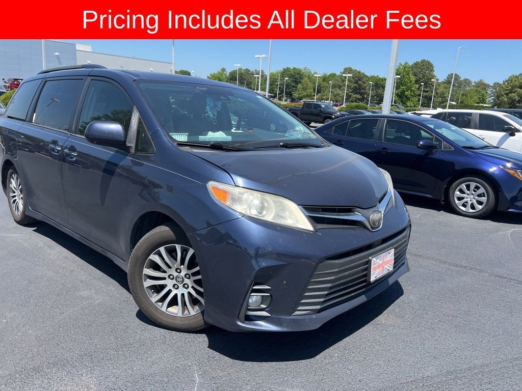 Used 2019 Toyota Sienna XLE Premium Van
