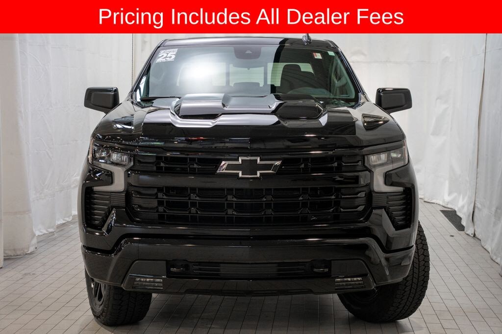 Used 2025 Chevrolet Silverado 1500 LT Trail Boss Truck Crew Cab