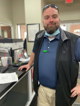 Staff member Luther White from 0ad4bae33bdb