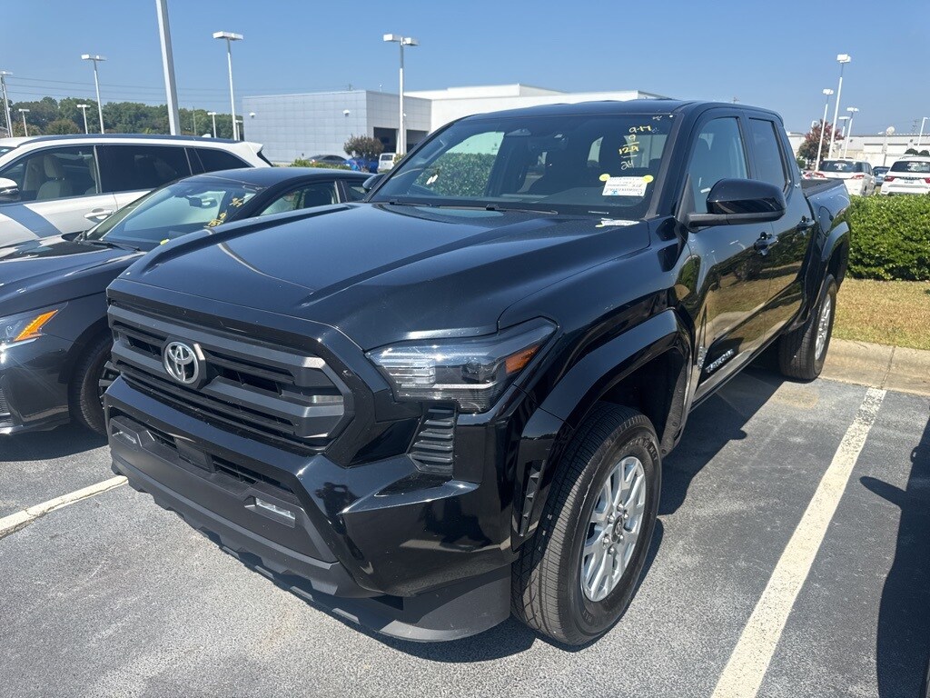 2024 Toyota Tacoma TRD Sport photo 2