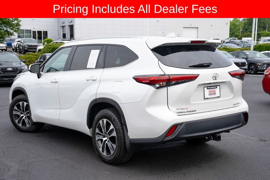 Used 2022 Toyota Highlander XLE SUV