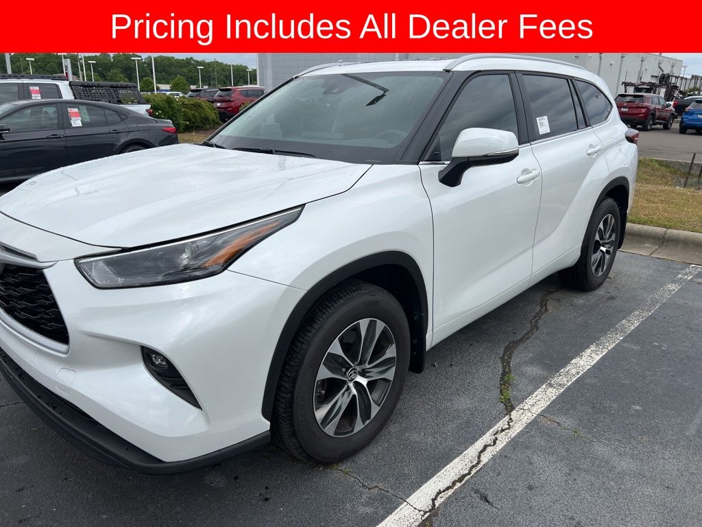 2026 Toyota Highlander SUV 