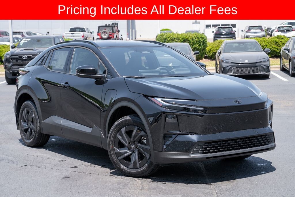 New 2026 Toyota C-HR SE SUV