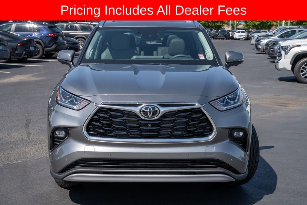 Used 2026 Toyota Highlander Hybrid Platinum SUV