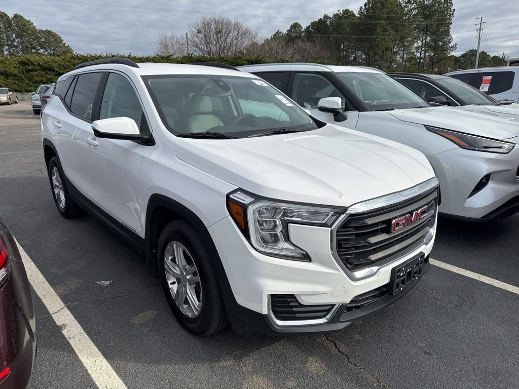 2022 GMC Terrain SLE