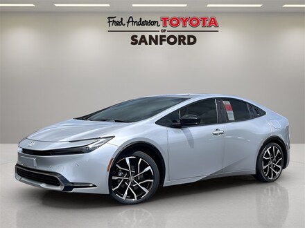 2025 Toyota Prius Plug-in Hybrid XSE Hatchback