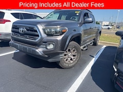 2017 Toyota Tacoma SR5 Truck Double Cab