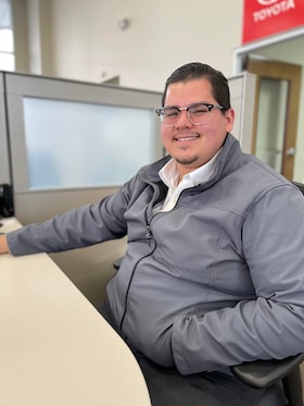 Staff member David Darrow from 0ad4bae33bdb