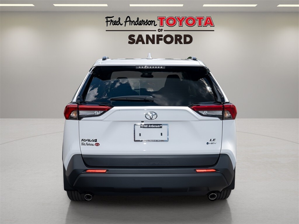 2025 Toyota RAV4 Hybrid LE photo 4