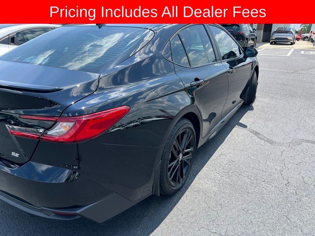 Used 2026 Toyota Camry SE Sedan
