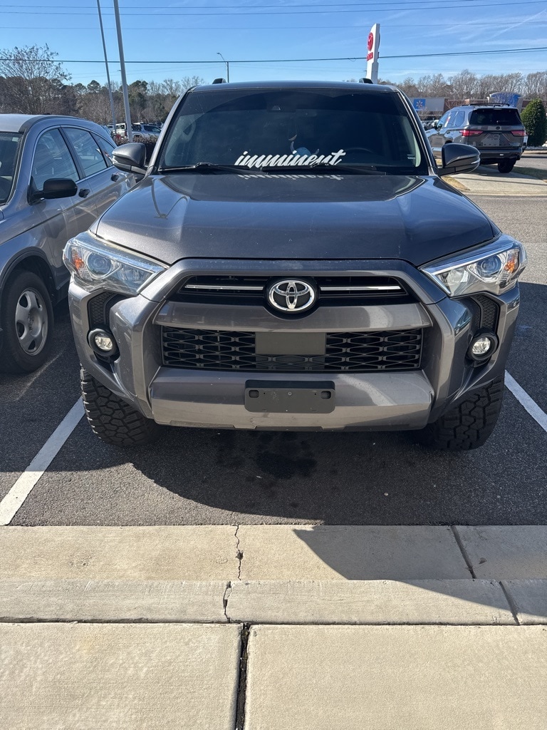 2022 Toyota 4Runner SR5's photo