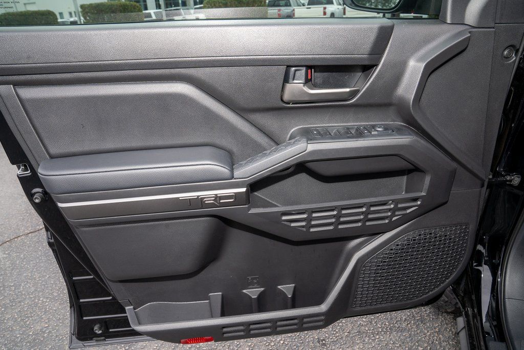 2026 Toyota Tacoma TRD Off Road - Photo 11