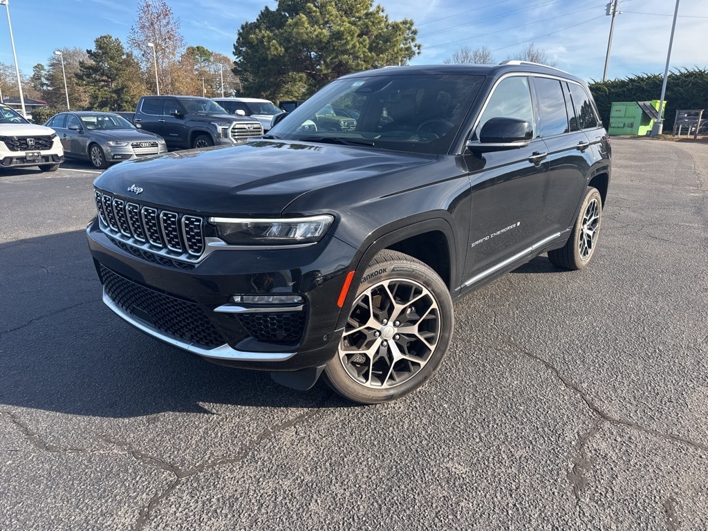2022 Jeep Grand Cherokee Summit Reserve's photo