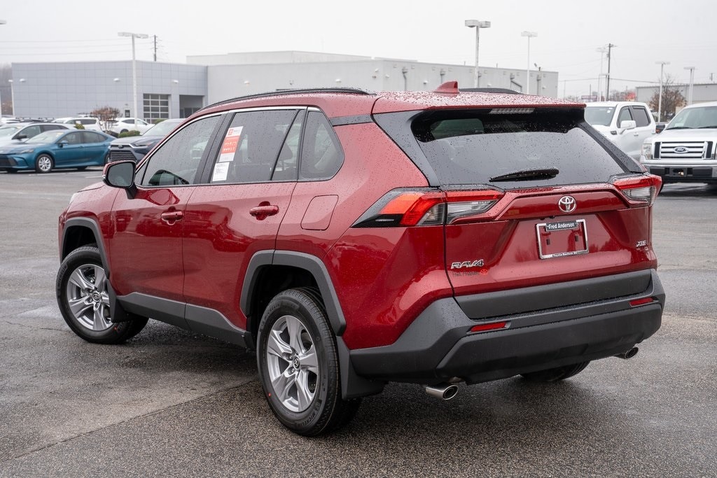 New 2025 Toyota RAV4 XLE SUV
