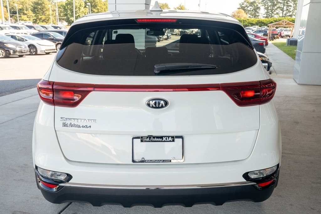 2022 Kia Sportage LX photo 3