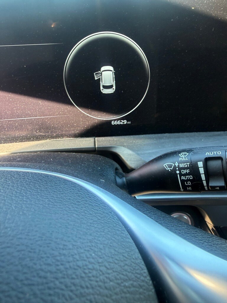 2023 Kia Telluride X-Line photo 3