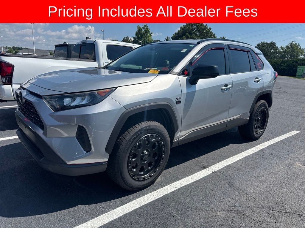 Used 2019 Toyota RAV4 LE SUV