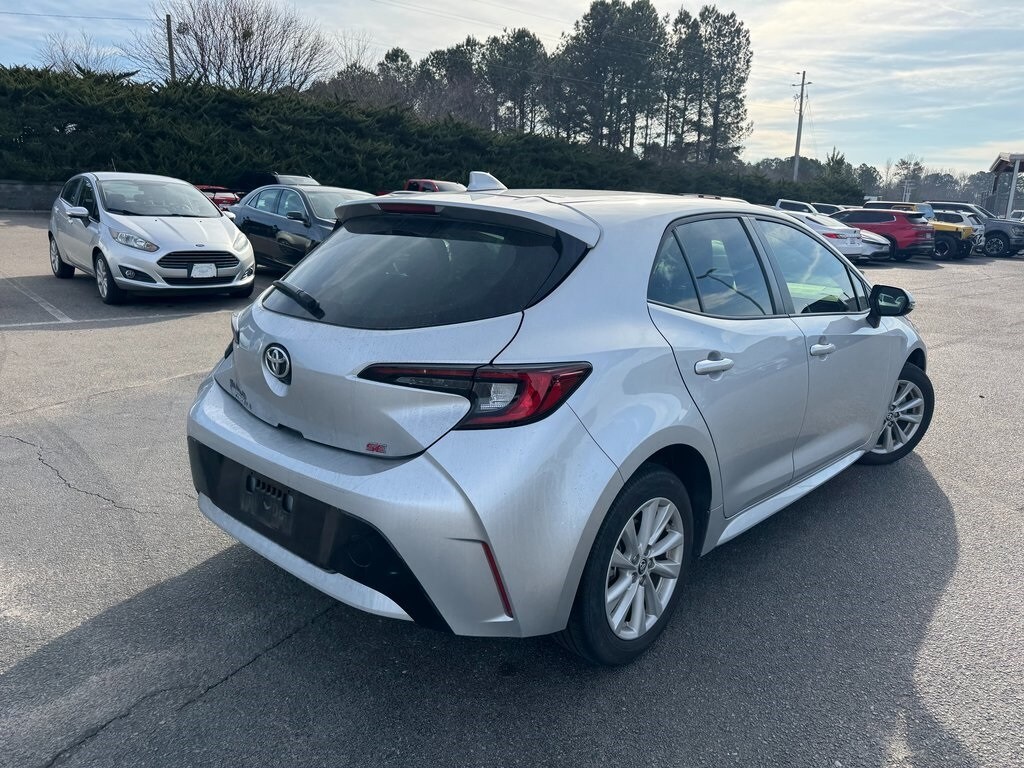 Used 2025 Toyota Corolla Hatchback SE Hatchback