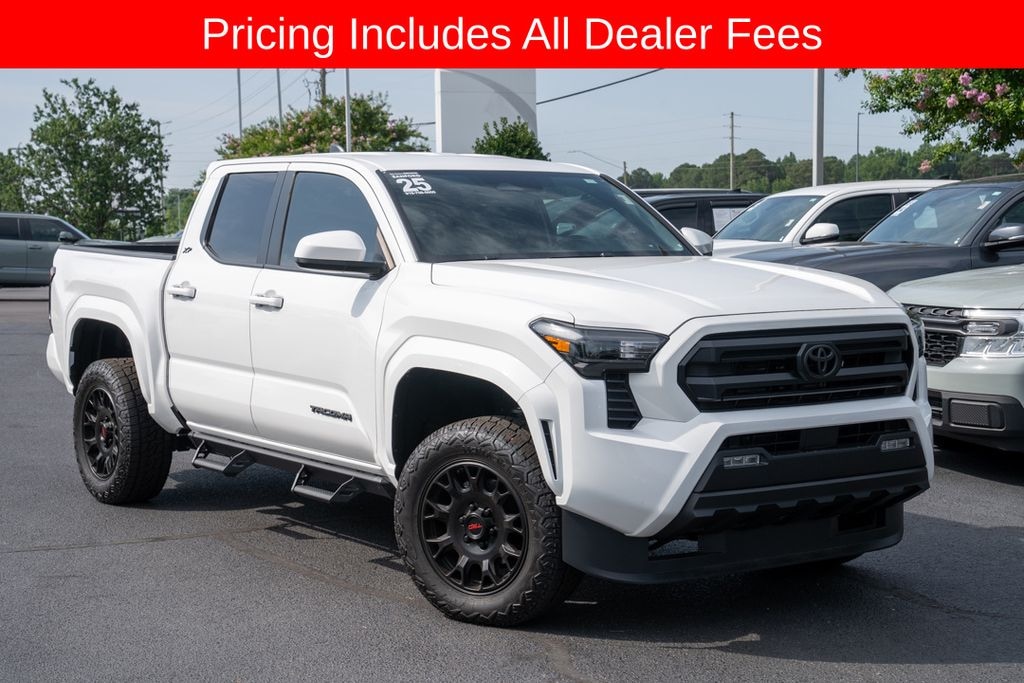 Used 2025 Toyota Tacoma SR5 Truck Double Cab