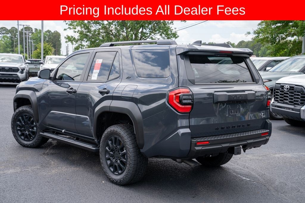 New 2026 Toyota 4Runner SR5 SUV