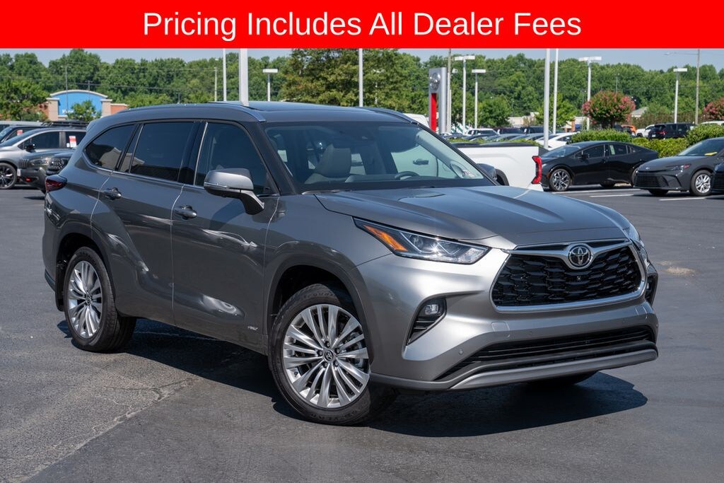 Used 2026 Toyota Highlander Hybrid Platinum SUV