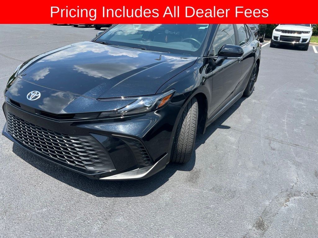 Used 2026 Toyota Camry SE Sedan