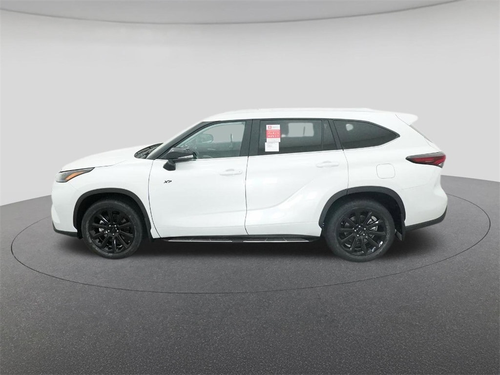 New 2026 Toyota Highlander XLE SUV