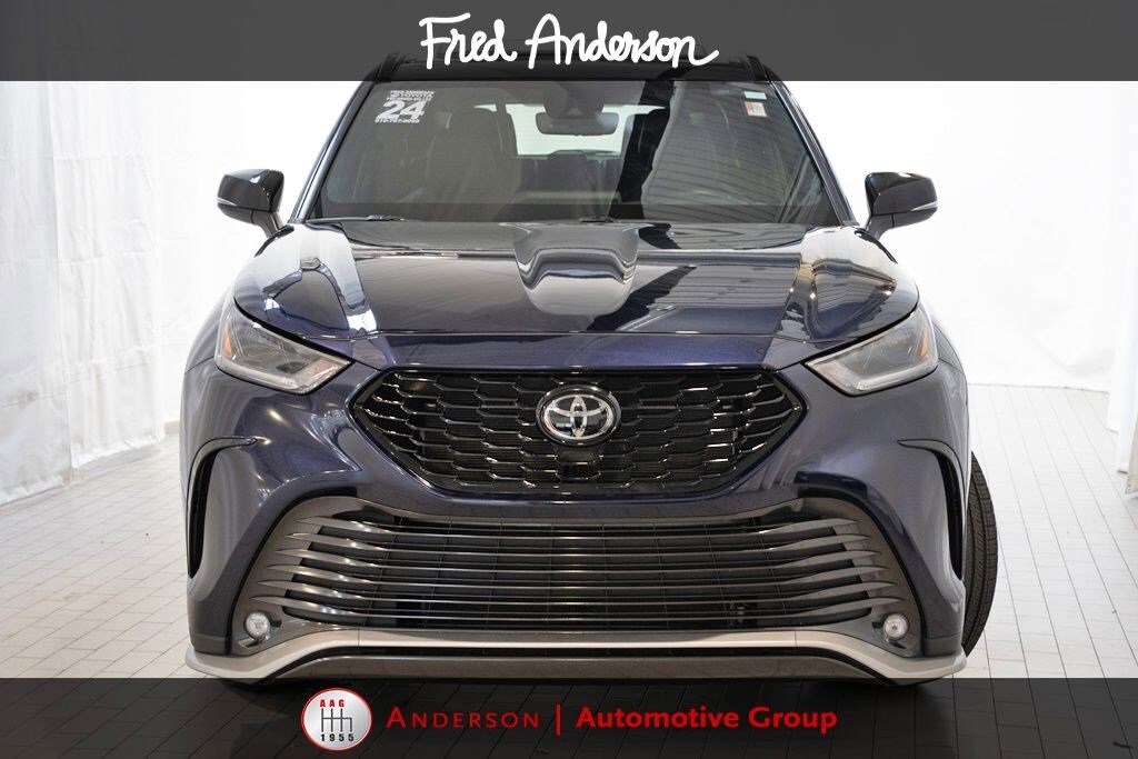 2024 Toyota Highlander XSE photo 3