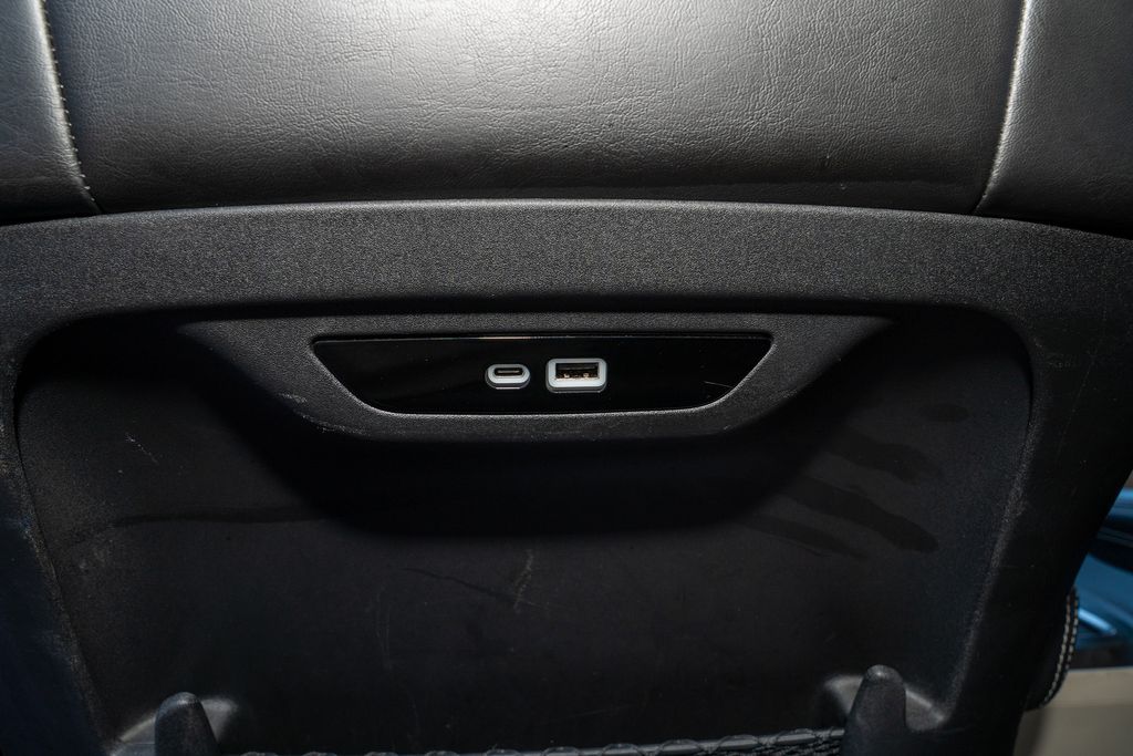 2024 Chrysler Pacifica Touring L - Photo 11