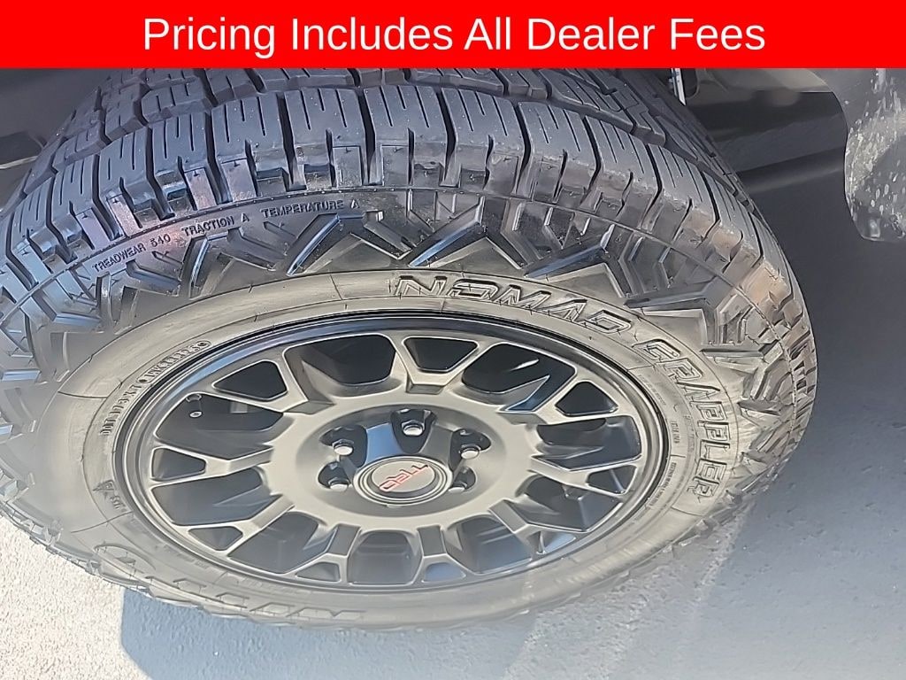 Used 2025 Toyota Tacoma SR5 Truck Double Cab