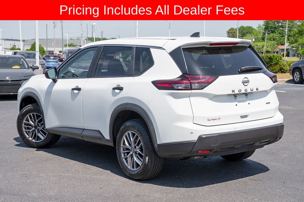 Used 2024 Nissan Rogue S SUV
