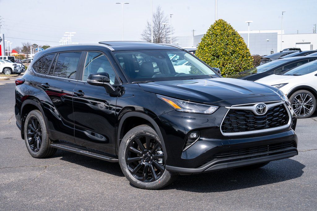 2026 Toyota Highlander SUV 
