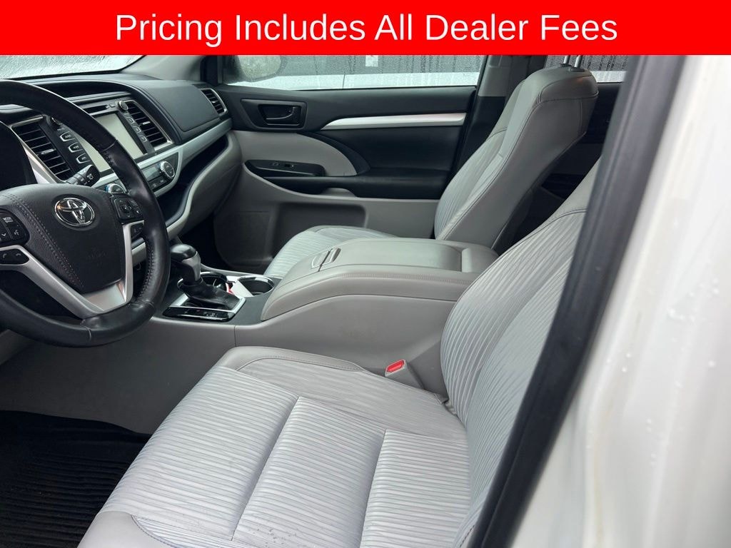 Used 2019 Toyota Highlander LE Plus SUV
