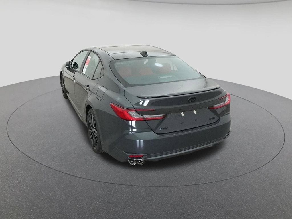 2026 Toyota Camry XSE - Photo 6