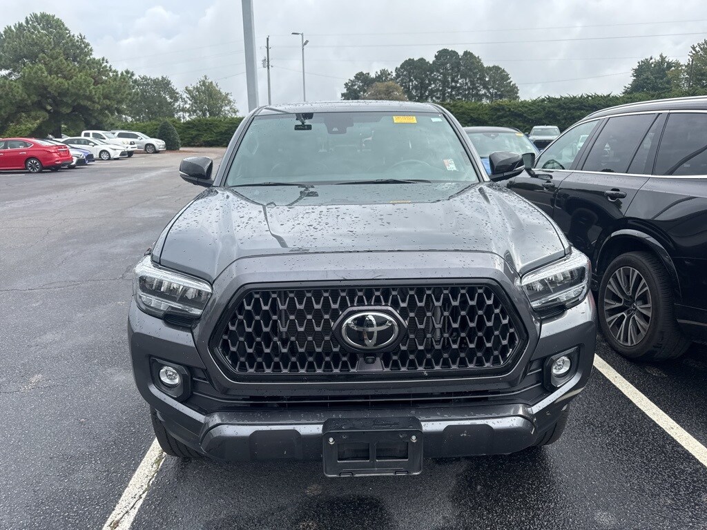 2023 Toyota Tacoma Limited photo 2