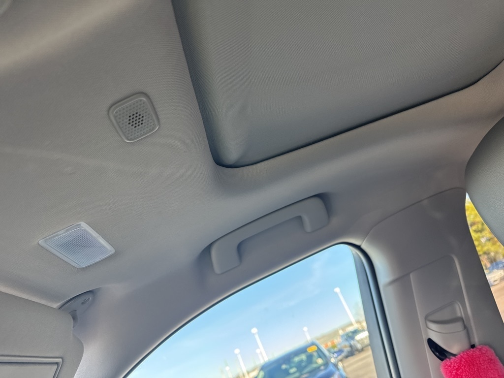 Used 2025 Toyota Highlander Hybrid XLE SUV