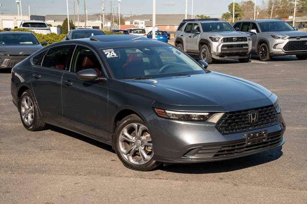 Used 2024 Honda Accord EX Sedan