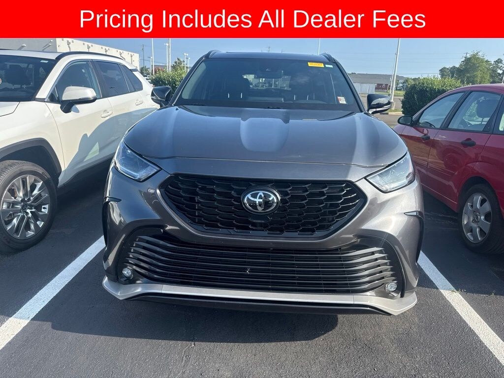 Used 2024 Toyota Highlander XSE SUV