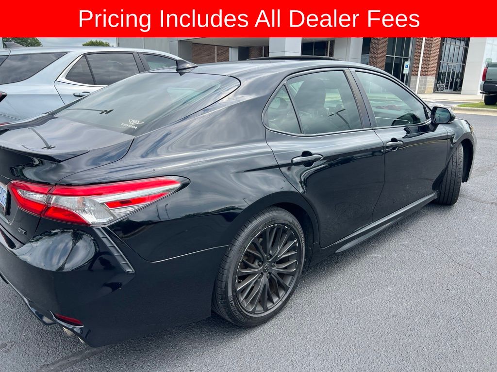 Used 2018 Toyota Camry SE with VIN 4T1B11HKXJU543122 for sale in Sanford, NC