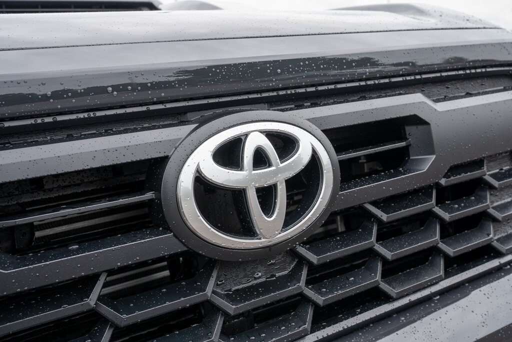 2025 Toyota Tacoma TRD Sport Double Cab photo 3