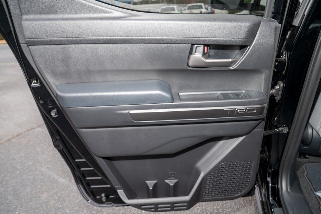 2026 Toyota Tacoma TRD Off Road - Photo 9